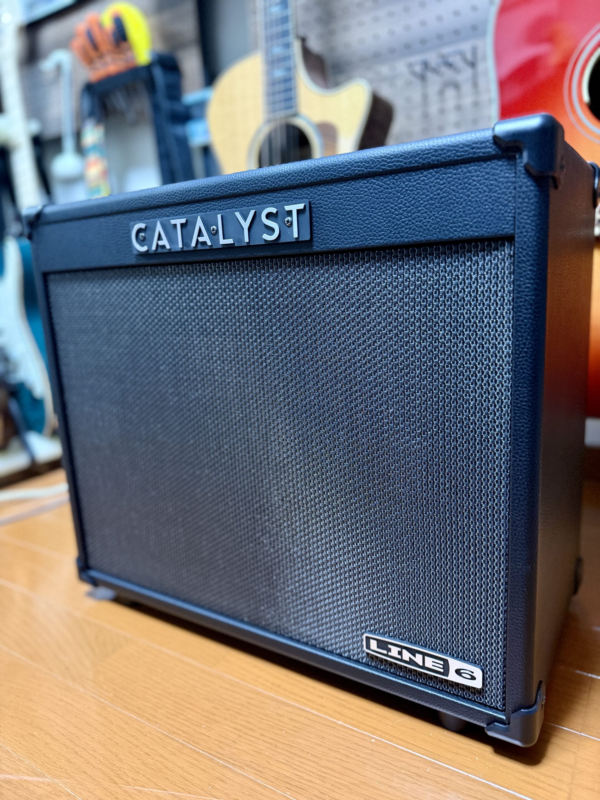 LINE 6 Catalyst 60:本体のフロント