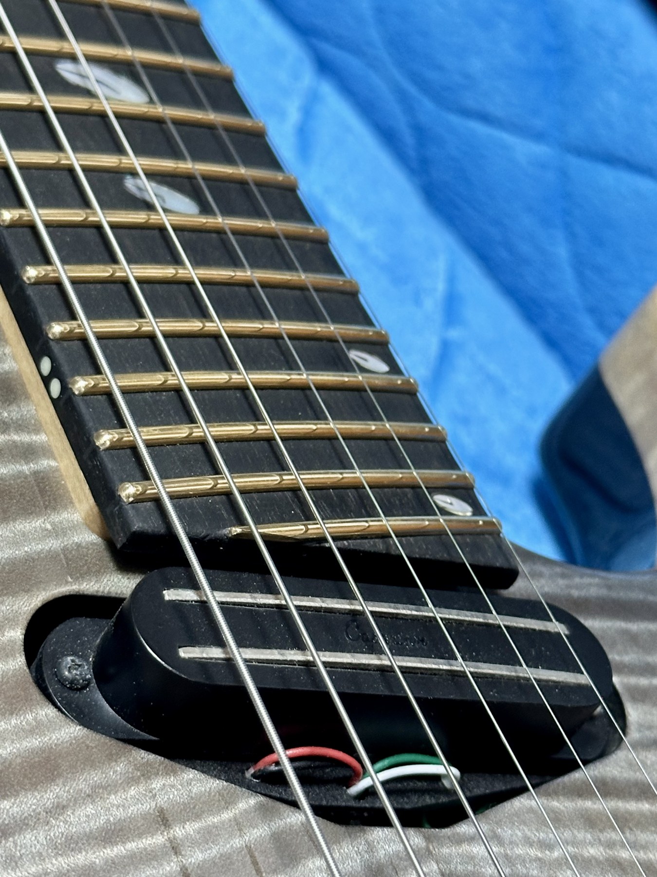 Caparison Super Horus:高音域とピックアップ